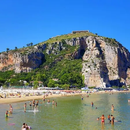 100metri Dal Mare - Vista Mare - Free Parking-wifi Terracina