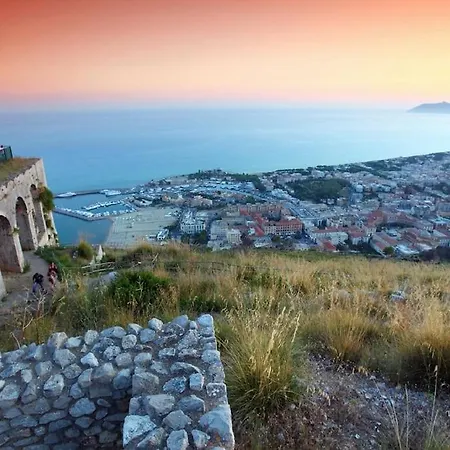 100metri Dal Mare - Vista Mare - Free Parking-wifi Apartamento Terracina